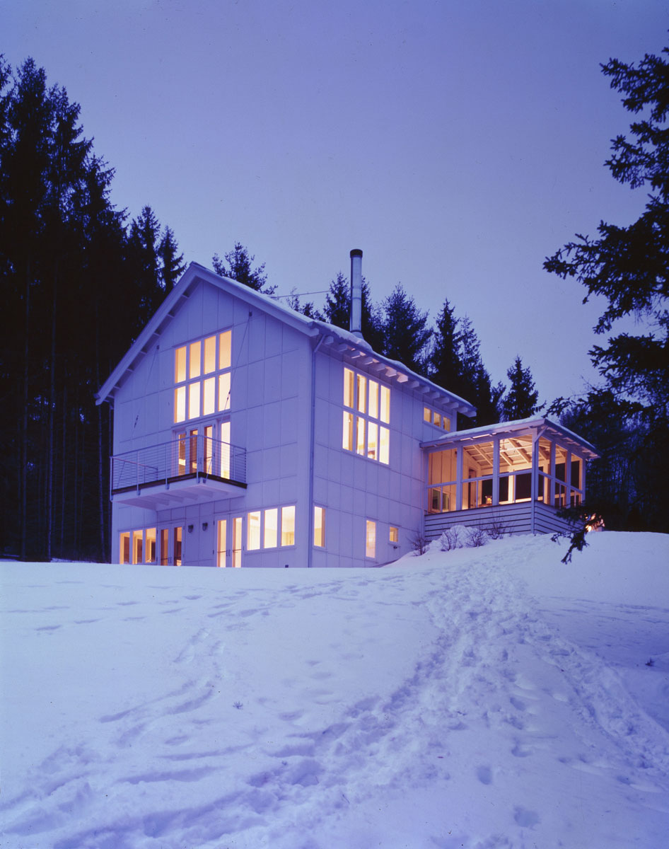 A House in Connecticut © Catherine Tighe