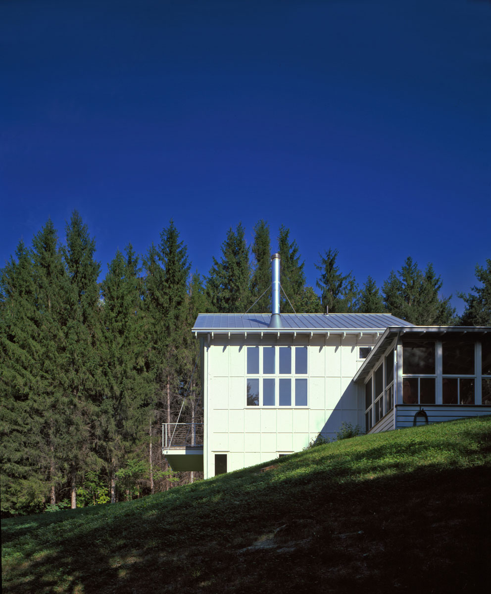 A House in Connecticut © Catherine Tighe